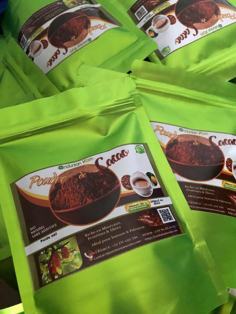 Poudre de Cacao Naturel – Énergie, Peau & Bien-être